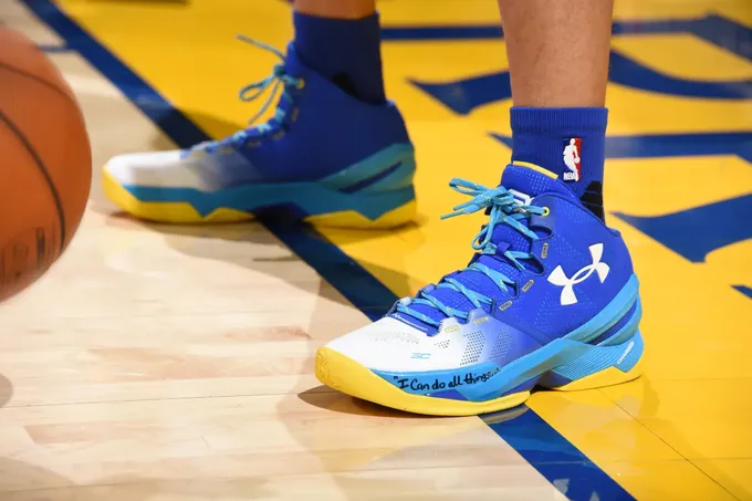 Скидки в Under Armour