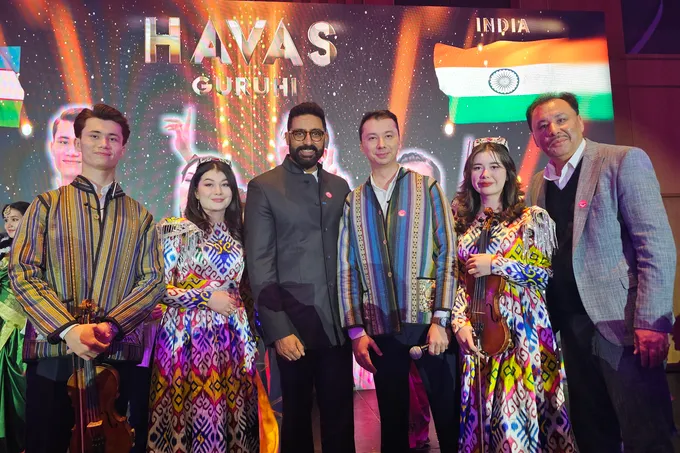 Abhishek Bachchan Toshkentda: Hindiston kinofestivali ochilish marosimi qanday oʻtdi?