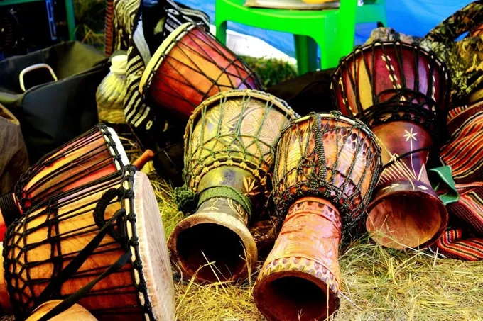 Etnik baraban chalish boʻyicha mahorat darsi