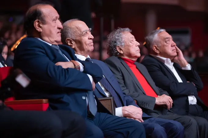 Oldin va hozir: “Shaytanat” seriali aktyorlari 27 yil ichida qanchalik oʻzgardi?