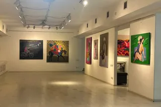 Выставка «Тысяча сияющих солнц»