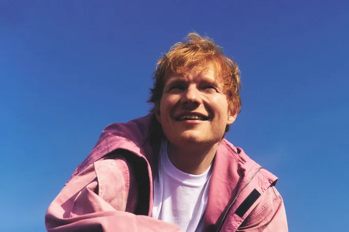 Ed Sheeran выпустил трек Azizam и клип к нему