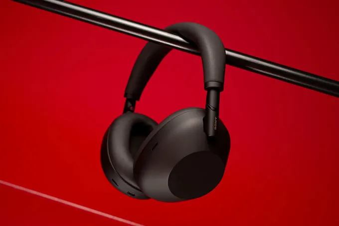 Sony представила новые WH-1000XM6 — наушники с улучшенным шумоподавлением