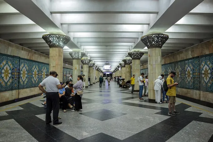 “Paxtakor” metro bekatiga yangi eskalatorlar o‘rnatildi