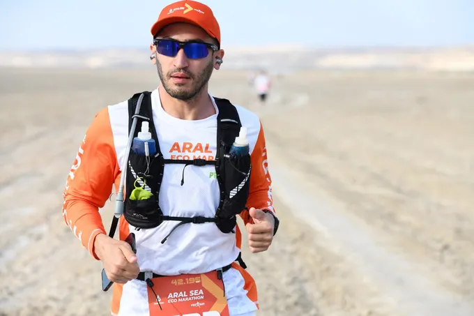 Aral Sea Eco Marathon 2025 состоялся на дне высохшего Аральского моря
