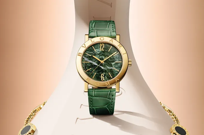 Коллекция Bvlgari Bvlgari обновилась часами с мраморными циферблатами