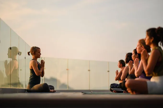 Tomda mantra-yoga mashgʻuloti