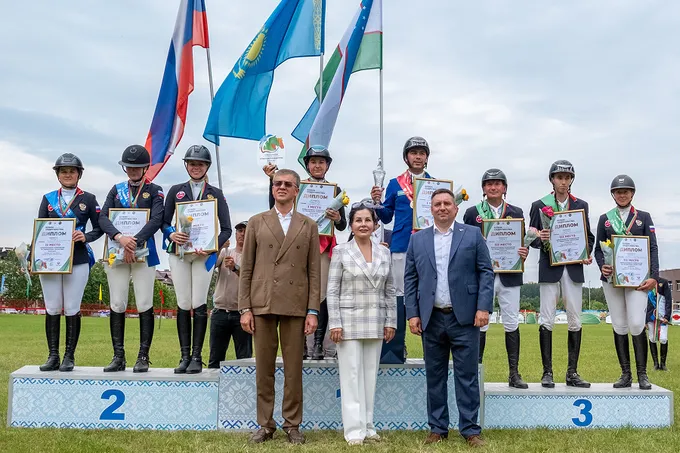 “Hamdo‘stlik kubogi”: chavandozlar milliy terma jamoasi bronza va oltin medal bilan qaytdi