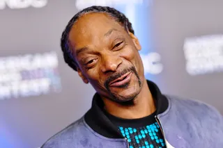 Snoop Dogg Telegram haqida klip chiqardi. Unda Pavel Durov haqida ham soʻz boradi