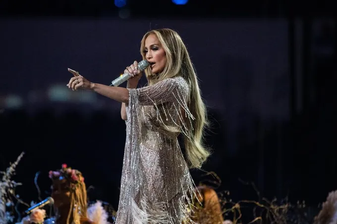 Jennifer Lopesning konsertiga chiptalarni endi Afisha.uz orqali olishingiz mumkin