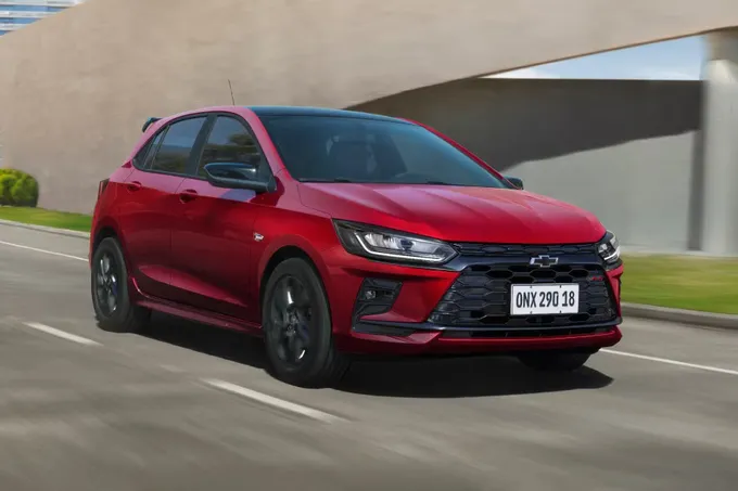 Chevrolet Onix yangilandi: mashina yangi koʻrinish va ichki katta ekranga ega boʻldi
