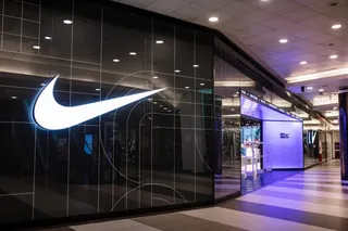 Скидки в Nike