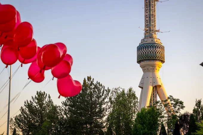 Как выглядит сквер у «Комплекса памяти жертв репрессий» в июле? Фото
