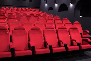 “Земля молчания и тьмы” filmi namoyishi
