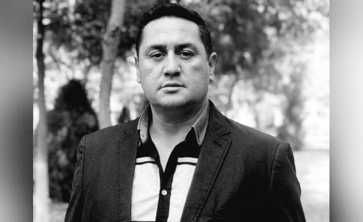 Qolni kiritish uchun mushukni qanday rivojlantirish kerak Pornografik erkak striptizini tomosha qiling