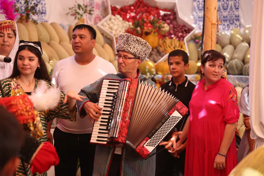 ЛОЖЬ