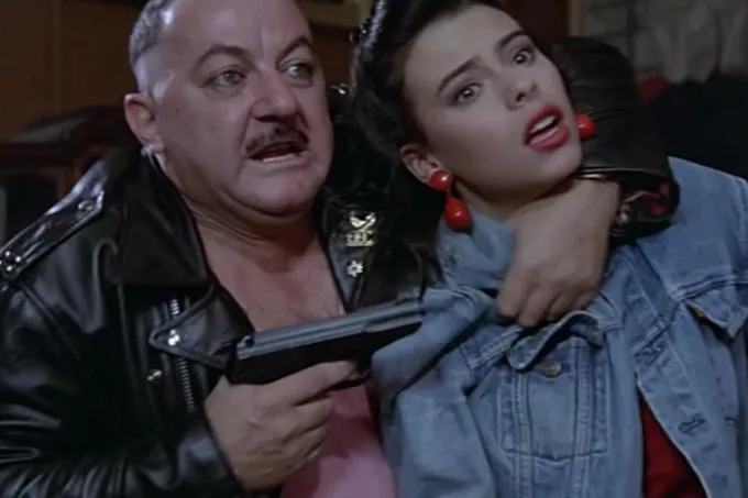 Retro film klubida fransuz komediyalari namoyishi