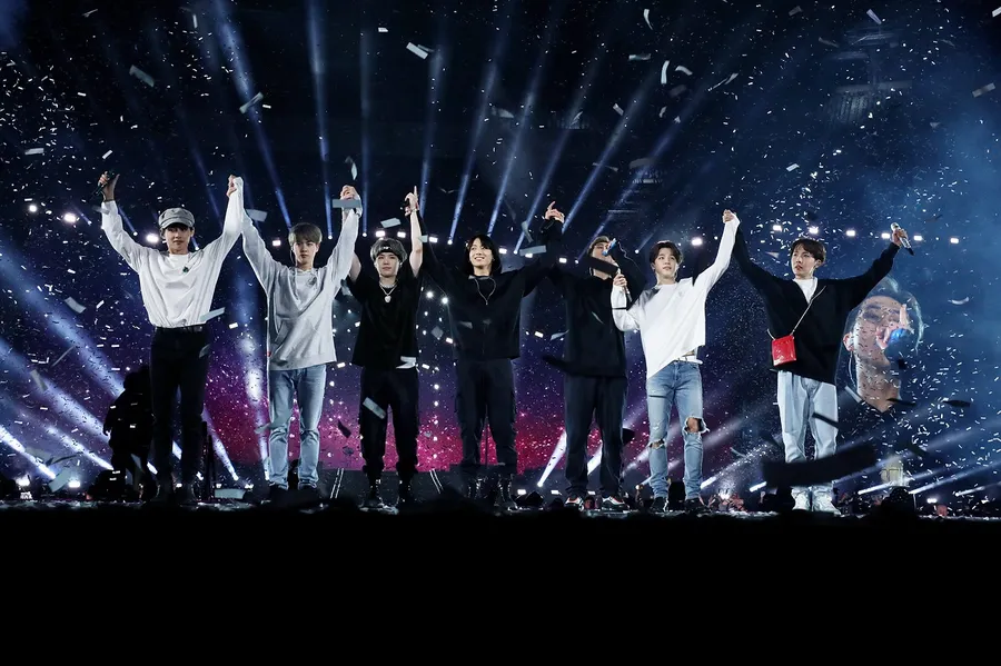 BTS 2019 World Tour: Love Yourself — speak yourself