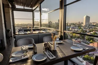 Вечеринки в Twelve