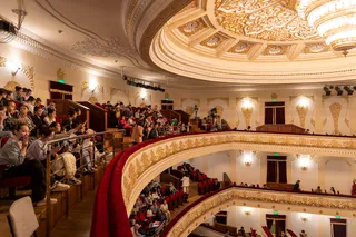 Libos atmosferaga kirish kaliti: Toshkent va jahon teatrlarida dress kod qanday ahamiyatga ega
