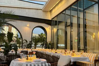 Novikov Cafe