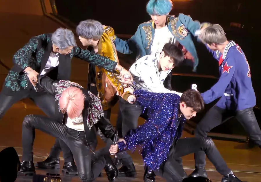 BTS 2016 Live The Most Beautiful Moment in Life On Stage