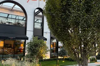Novikov Cafe