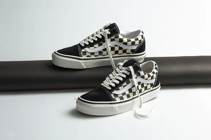 Акция в Vans