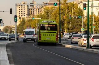 По улице Шота Руставели возобновили движение еще четыре автобусных маршрута