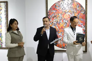 “Ipak yo‘llarida moʻyqalam bilan” ko‘rgazmasi