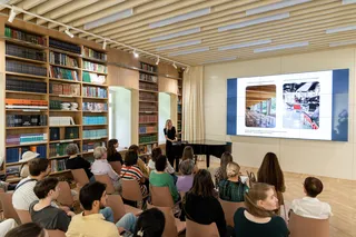 "Illyustrator kasbi bilan tanishuv" (12+)