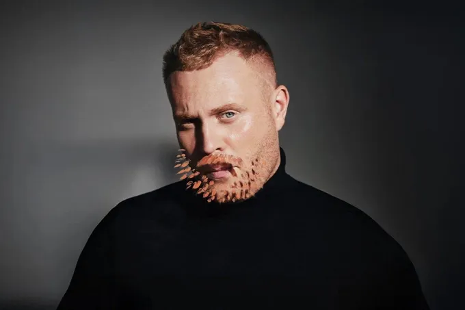 Stand-up концерт Евгения Чебаткова перенесен