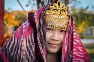 Chopon Fest 2025: национальный чапан в центре моды, искусства и современной сцены