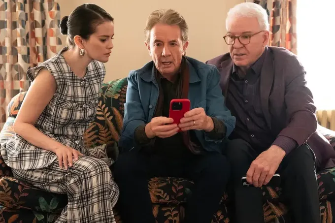 «Убийства в одном здании» переезжают в Лондон: сериал продлили на шестой сезон