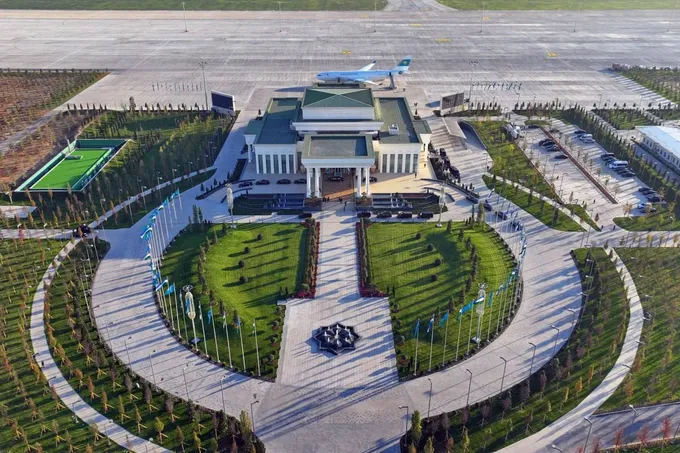 Международный аэропорт «Ташкент-Восточный» переименовали