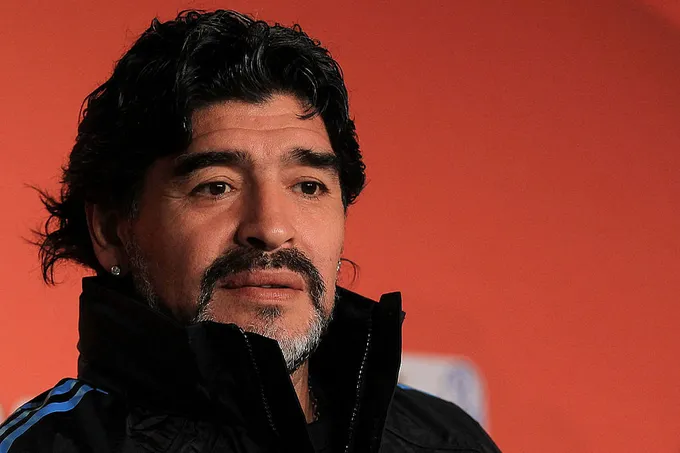 Diego Maradona haqida multserial ishlanadi