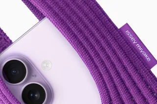 Apple и ISSEY MIYAKE представили iPhone Pocket — стильный аксессуар-карман для iPhone