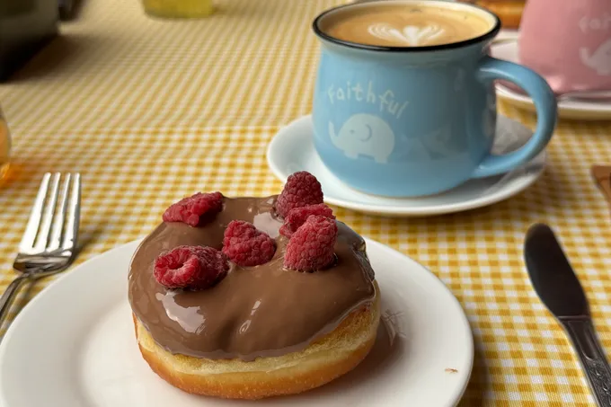 Donuts and Coffee: уютный уголок Бухары со вкусными пончиками