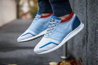 Скидки в Urban Sneakers