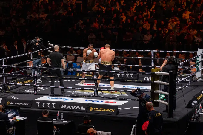 Вечер профессионального бокса