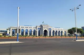 4 va undan ortiq kishili guruhlarga viloyatlararo yoʻlovchi poyezdlarga chegirma joriy etildi