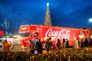 Новогодний караван грузовиков Coca-Cola проедет по Узбекистану