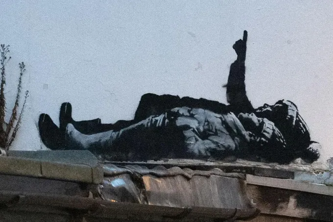 Две новые работы Бэнкси появились в Лондоне