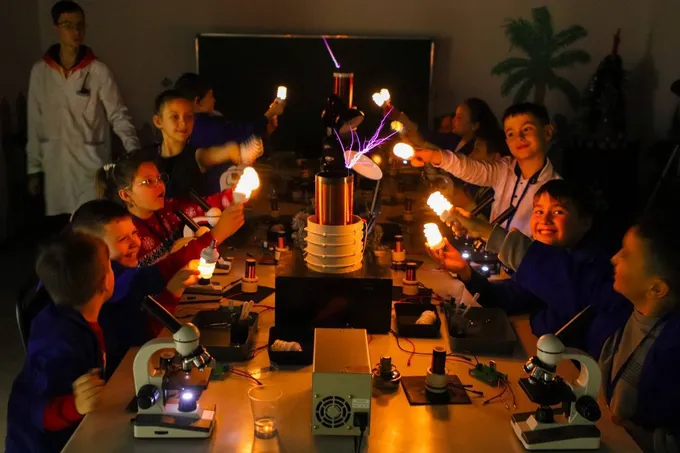 Научная программа «Новогодняя»