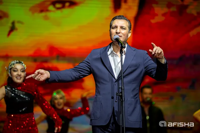 90-yillar turk afsonasi Rafet El Romanning Toshkentdagi konserti qanday o‘tdi?