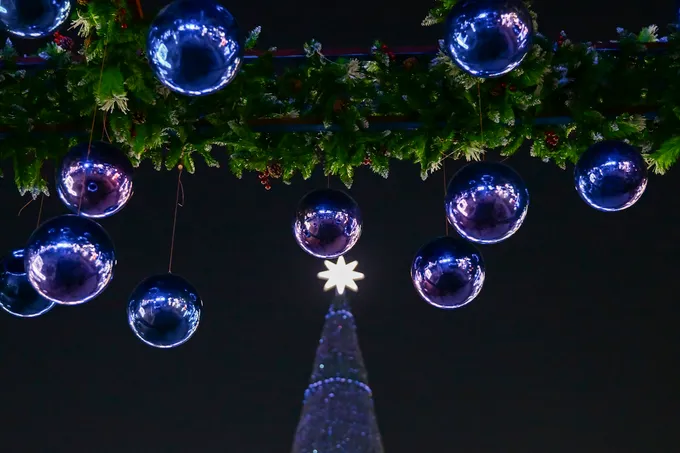 Toshkentda eng baland Yangi yil archasining chiroqlari yoqiladi