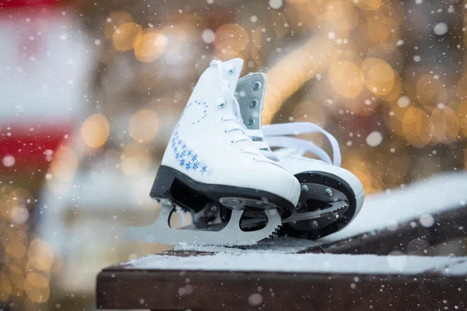 Катание на коньках в Tashkent City