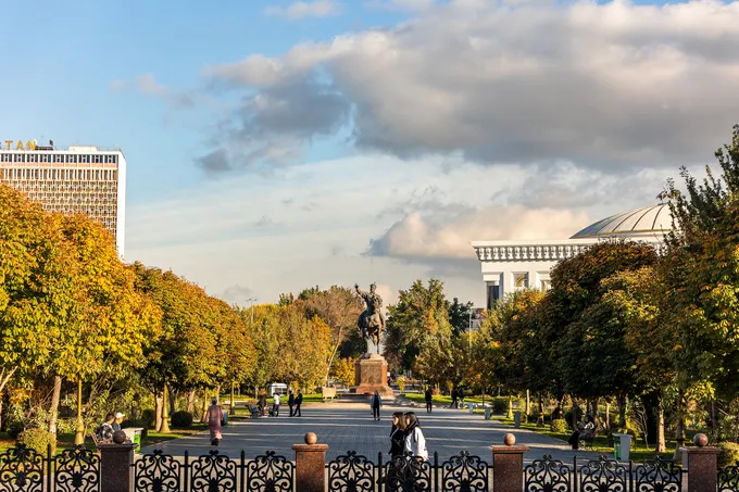 В выходные в столице ожидается туман, дожди и до +13°