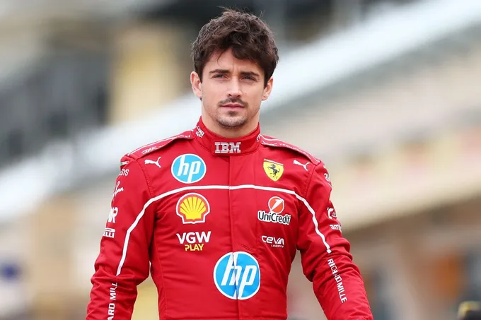 "Ferrari" jamoasining mashhur poygachisi Sharl Lekler Toshkentga yetib keldi