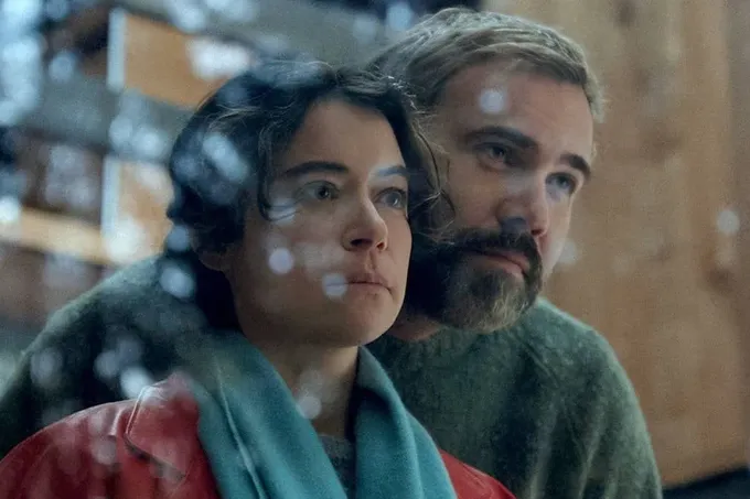 Все не так просто, как кажется: что действительно страшно в «Крипере» Осгуда Перкинса